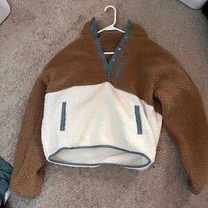 Francescas Cropped Fuzzy Sweatshirt